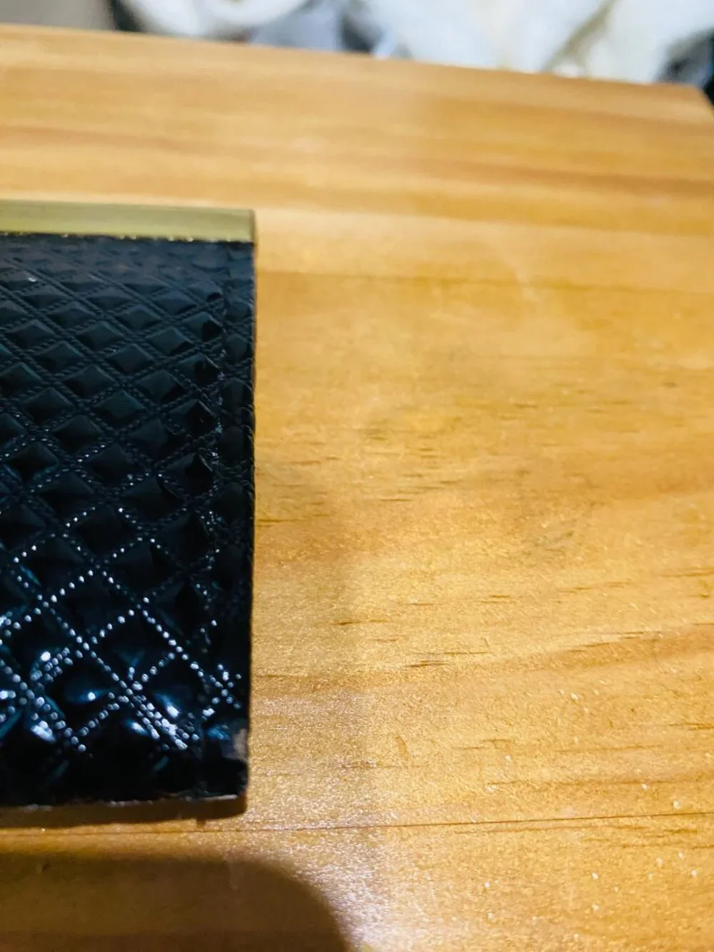 N/A black quilted